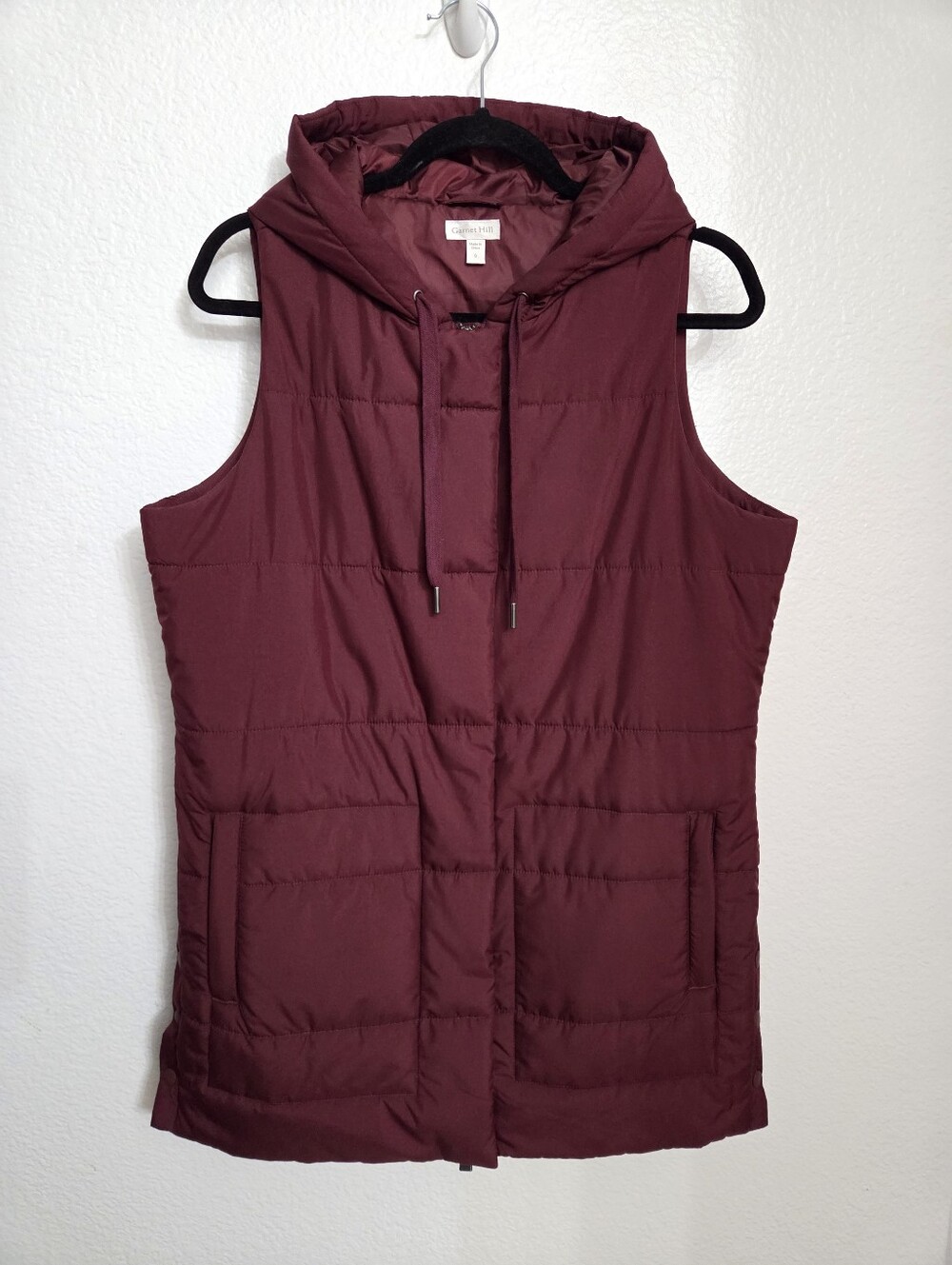 Garnet Hill Cozy Puffer Vest Women's Size Small Burgundy